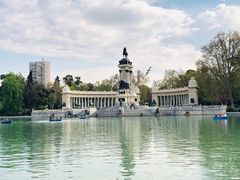 -阿方索十二世纪念碑