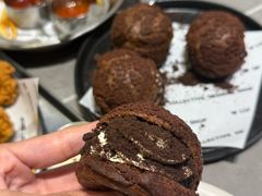 -W COLLECTIVE  DESSERT SHOP