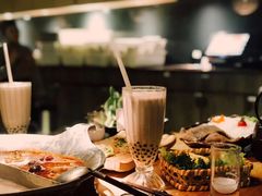 -湊湊火锅·茶憩(杭州湖滨银泰in77店)