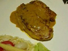 -AZUR聚(香格里拉饭店)