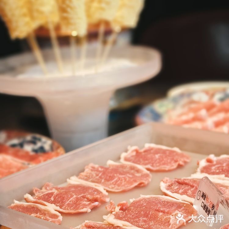 标题 干式熟成羊肉 玺源居吃出涮肉新高度