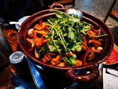-胡须佬鸡煲四季火锅(海雅缤纷城店)