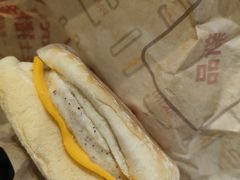 -肯德基(西影路店)