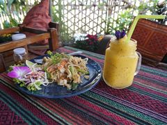 -Tikky Cafe