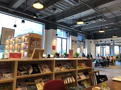 -五峰书院(南洋泾路店)