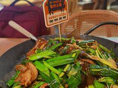 苕皮土猪回锅肉-川堂风·跷脚牛肉·乐山爆炒(宝山日月光店)