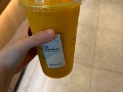 -星巴克(青岛火车北站候车大厅店)