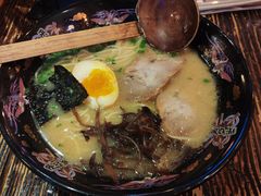 武藏浓厚豚骨拉面-平成屋·午肴夜酒(四川北路店)