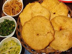 -蓝田九大碗民俗食府(蓝田店)