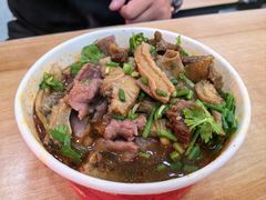 -江三王记牛杂馆(总店)