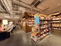 -茑屋书店(天目里店)
