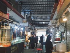 -万商花鸟市场