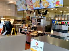 -麦当劳(常山服务区得来速店)