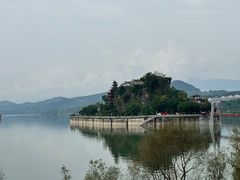-石宝寨