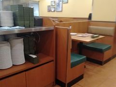 卡座-萨莉亚意式餐厅(苏州食百家店)