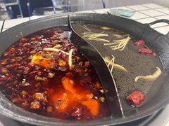 -鹿鸣山草本茶香火锅(园西路店)