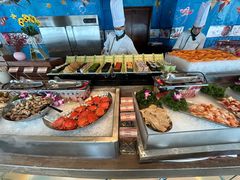 -宝利来国际大酒店-凤凰阁旋转餐厅