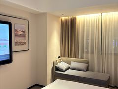 -成都太古里春熙路地铁站亚朵X酒店