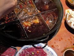 -周小明火锅(黑金冠社区店)