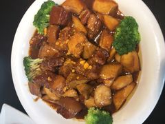 金沙红烧肉-陈麻婆豆腐总店