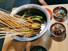 -拐枣巷小串串(财大店)
