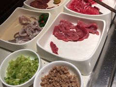 -海底捞火锅鲜切牛肉主题店(长寿路店)