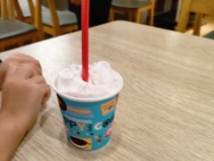 草莓芝士暴风雪-DQ·蛋糕·冰淇淋(奥林匹克广场店)