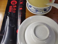 -炉小二铜锅牛蛙•川湘菜(三里屯店)