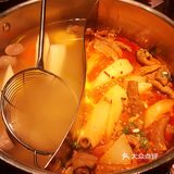 很清爽的火锅 清汤可以喝 牛杂好像比牛肉好吃点