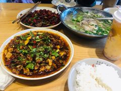 -杨三孃跷脚牛肉(中粮鸿云悦街店)