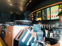 -星巴克臻选(成都来福士店)