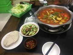 -苗家恒灵酸汤鱼-跳水牛肉连锁店(凯里总店)