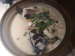 -姜君·千岛湖鱼头馆(浦东大道店)