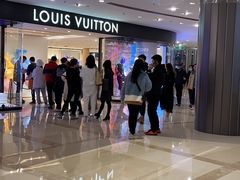 -BURBERRY(上海港汇恒隆广场店)