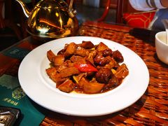 杏鲍菇牛仔粒-老广酒楼(樱花店)