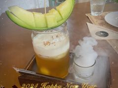 -Mark&Mars Restaurant