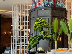 -松咖啡自助餐厅·松北香格里拉