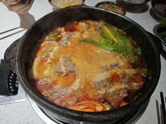 -贵府酸汤牛肉火锅·贵州老字号(飞山街店)