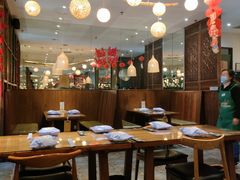 -泉畔人家·老济南经典鲁菜(大明湖店)
