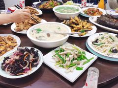 圆葱拌木耳-宋记便宜坊(二七店)