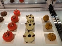 -潮一不贰·法式甜品·生日蛋糕·西式简餐(外滩店)