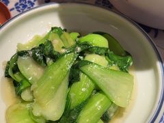-川流不息·地道川菜·小龙虾(新松江路店)