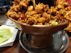 -超越炭火牛蛙火锅鸡(河东店)