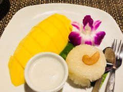-卷心菜和避孕套餐厅(Pattaya)
