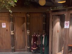 -暴风岛沉浸式体验馆(百联世纪店)