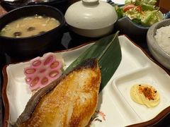 -家贺屋刺身寿司专门店