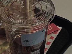 -瑞幸咖啡(三里屯SOHO-6号楼店)