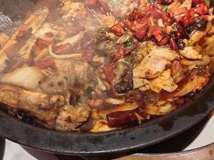 -鸣记脆皮烤鱼·海鲜烤鱼(三八广场店)
