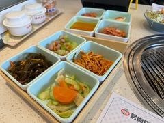 -韩香福烤肉庄园(荣成店)