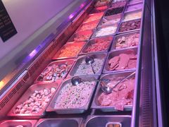 -烤圣自助美食音乐餐厅